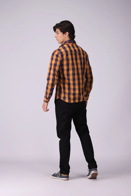 Regular Fit Single Pocket Checkered Casual Shirt