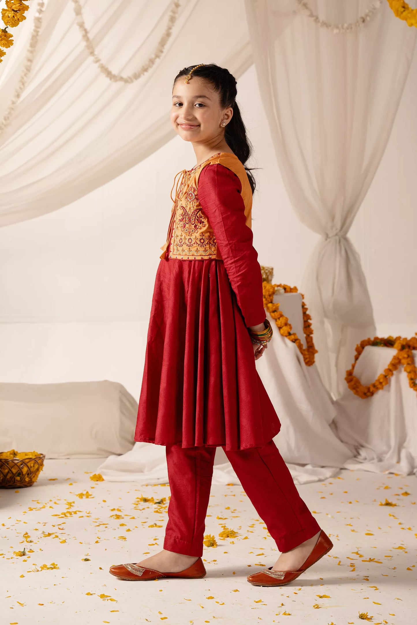 3 PC- Jacquard Lawn Suit Girl 3PC COUGAR Girl (S V-2 2025)