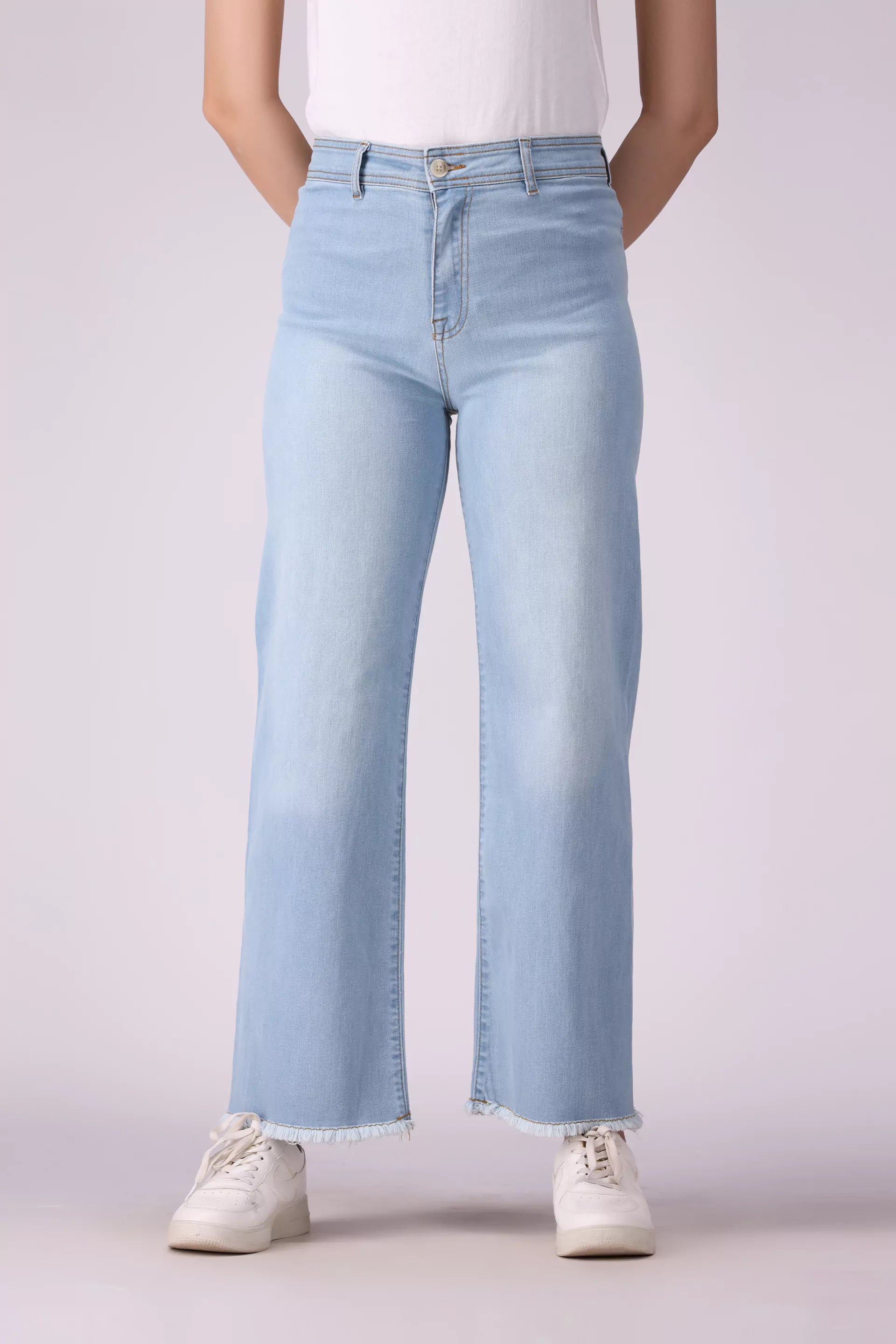 Straight Fit Frayed Hem Jeans Women Jean COUGAR (S V-1 2025) 26 Sky Women