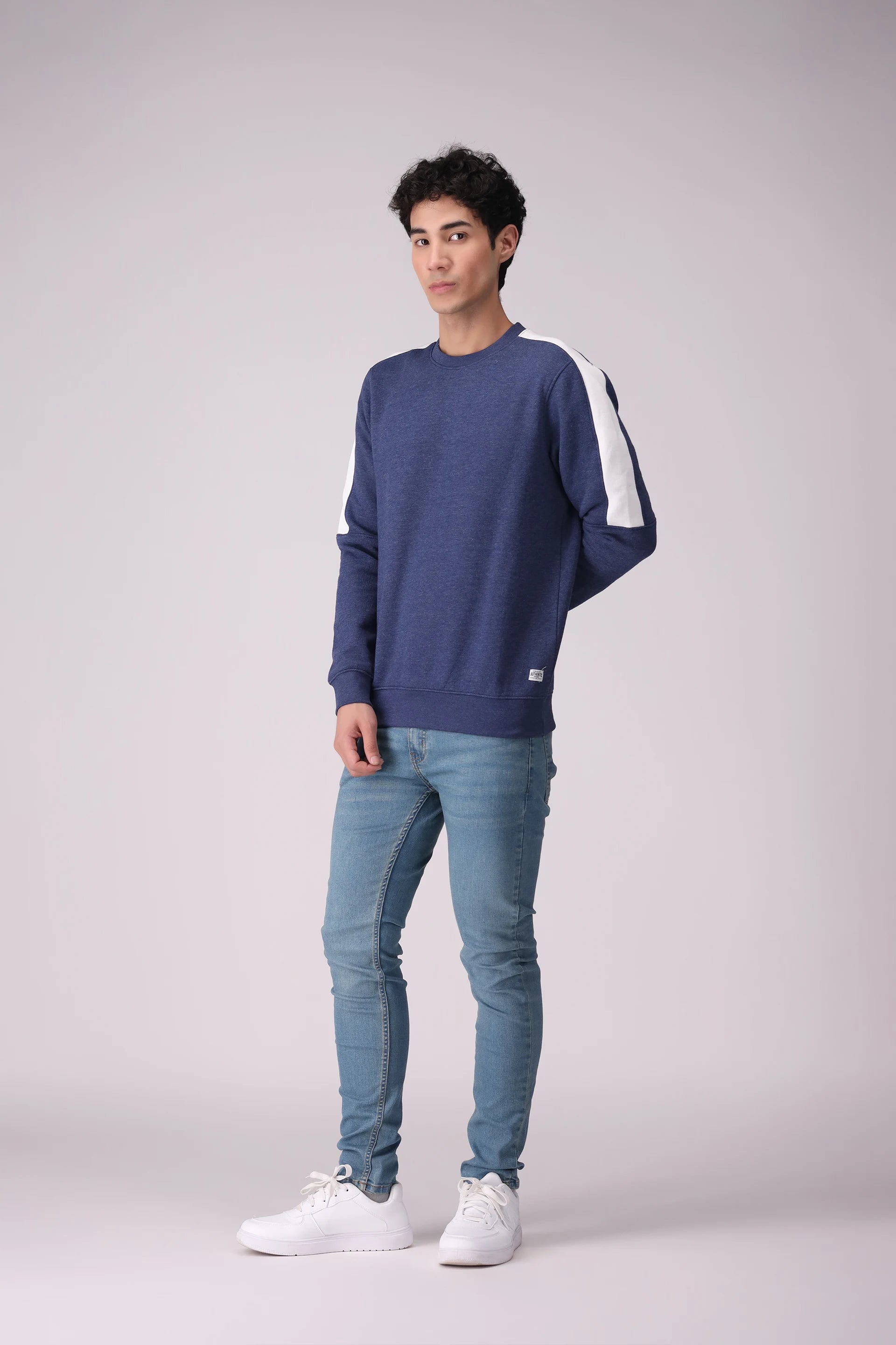 Contrast Shoulder Sweatshirt Men Sweatshirt Winter 2024 Knit Story COUGAR- (Men Winter 2024)