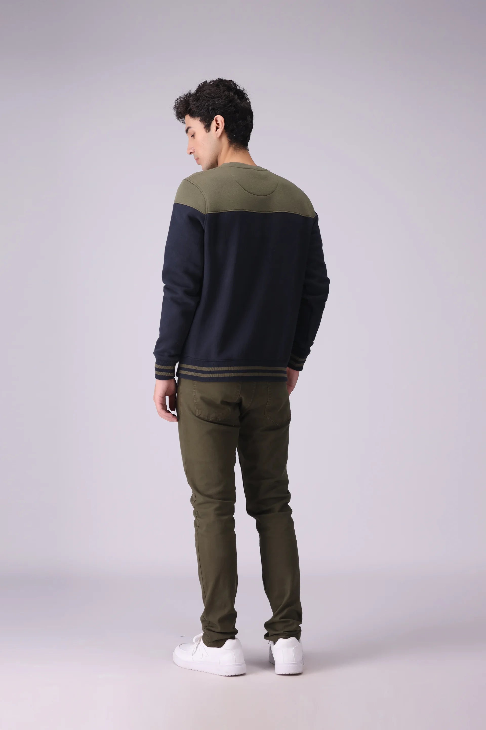 Contrast Paneled Fleece Sweatshirt Men Sweatshirt Winter 2024 Knit Story COUGAR- (Men Winter 2024)   