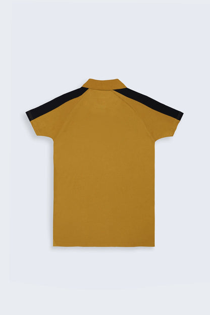 Contrast Shoulder Mustard Polo Men Polo Fall 2024 COUGAR- (Men Fall 2024)   