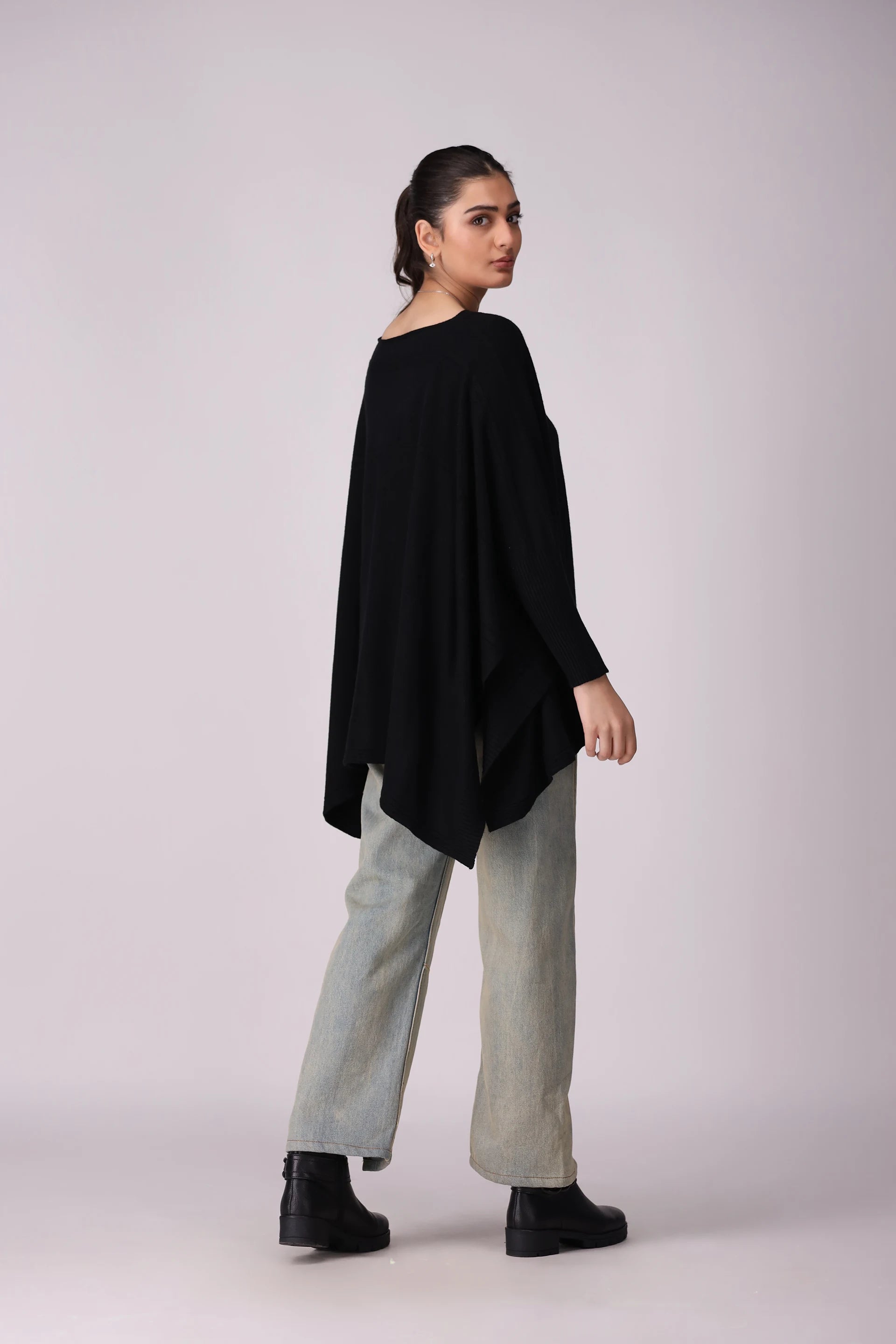 Poncho Sweater With Side Slits Women China-Sweater Winter 2024 Knit Story COUGAR- (Women Winter 2024)