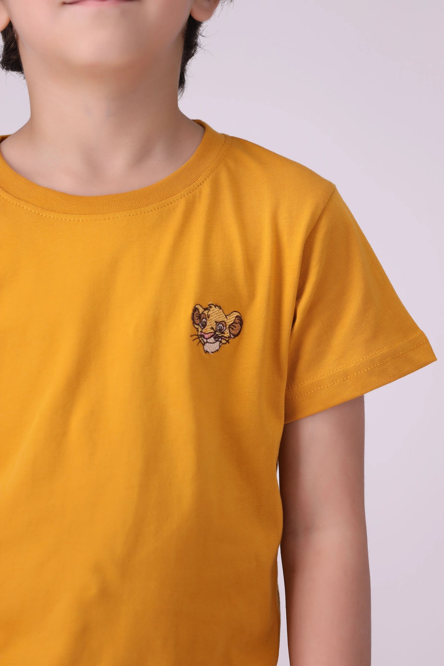 Minimal Embroidered T-Shirt Boy Tee COUGAR (S V-1 2025)