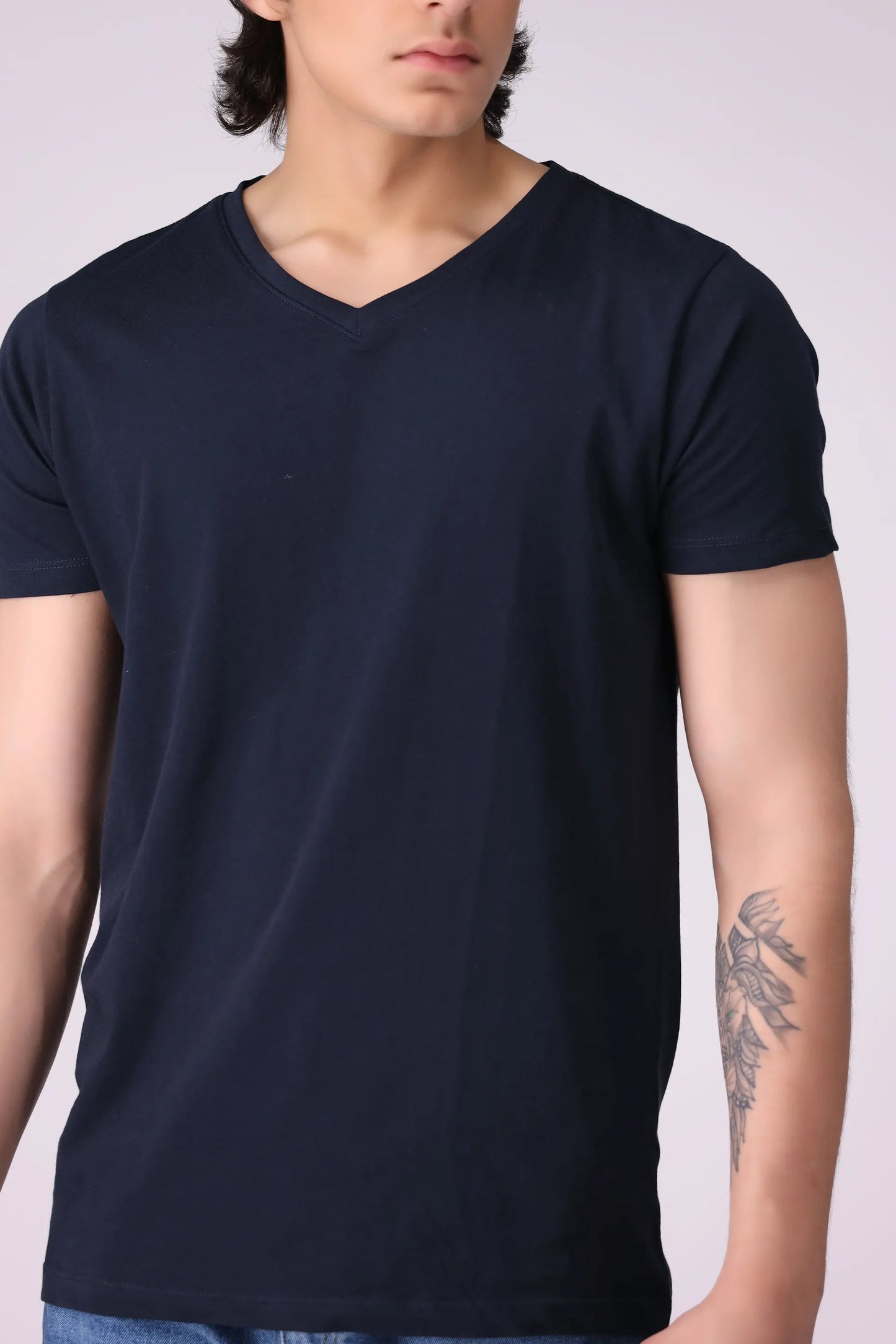 V-Neck T-Shirt Men Tee COUGAR (S V-1 2025)