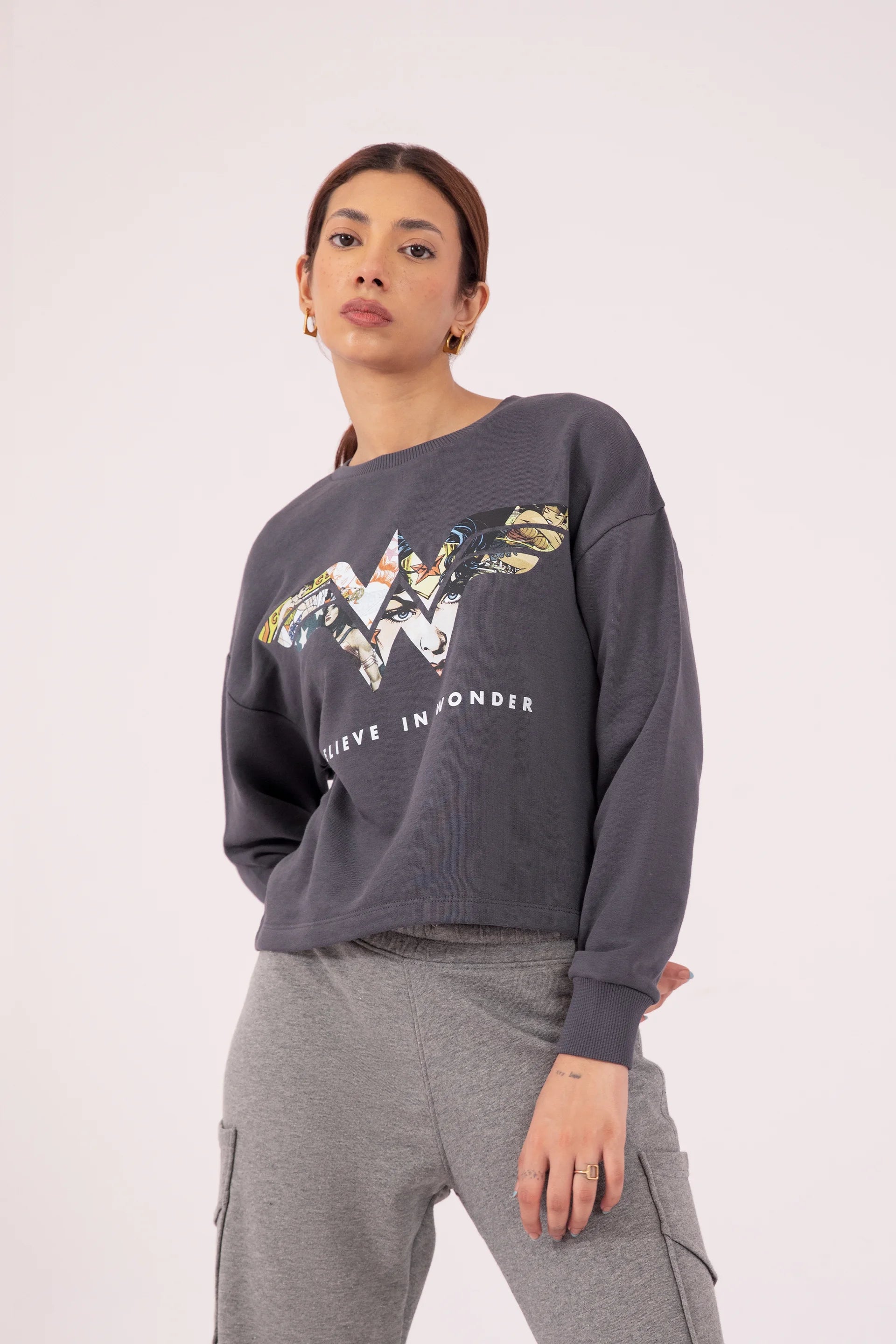 Graphic Cropped Sweatshirt Women Sweatshirt Winter 2024 Knit Story COUGAR- (Women Winter 2024)   