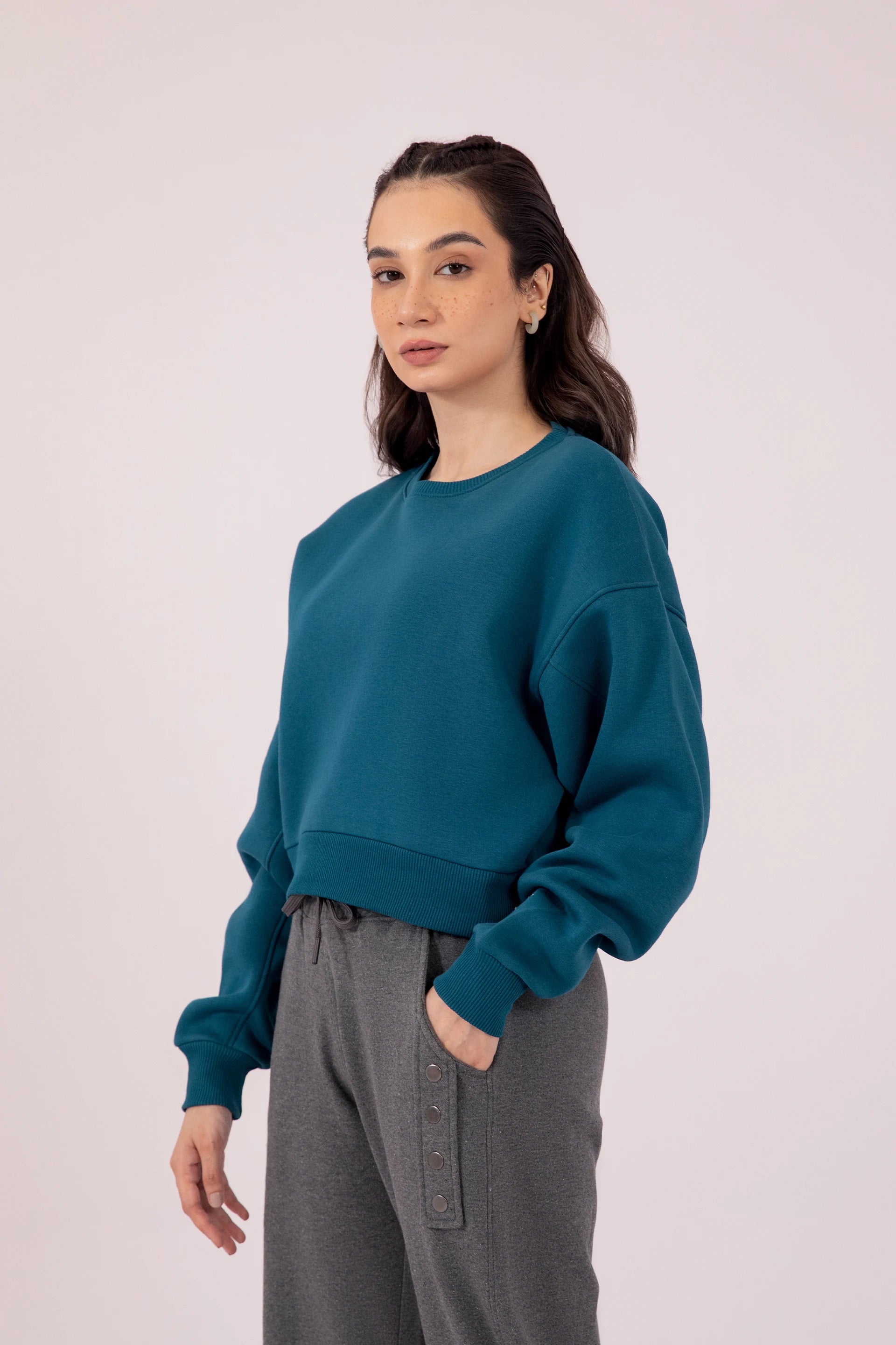 Basic cropped sweatshirt sale